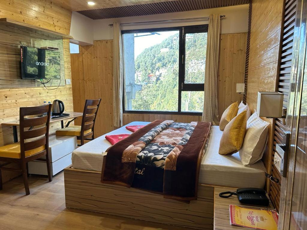 Hotel Ma Heights Далхаузи Экстерьер фото