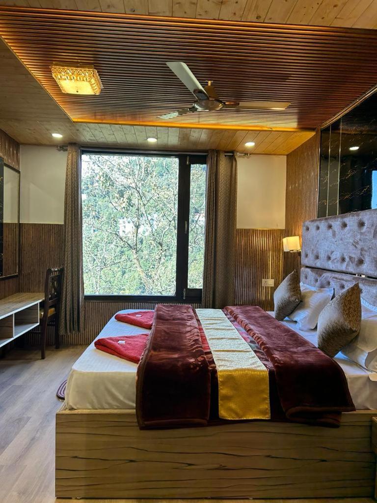 Hotel Ma Heights Далхаузи Экстерьер фото
