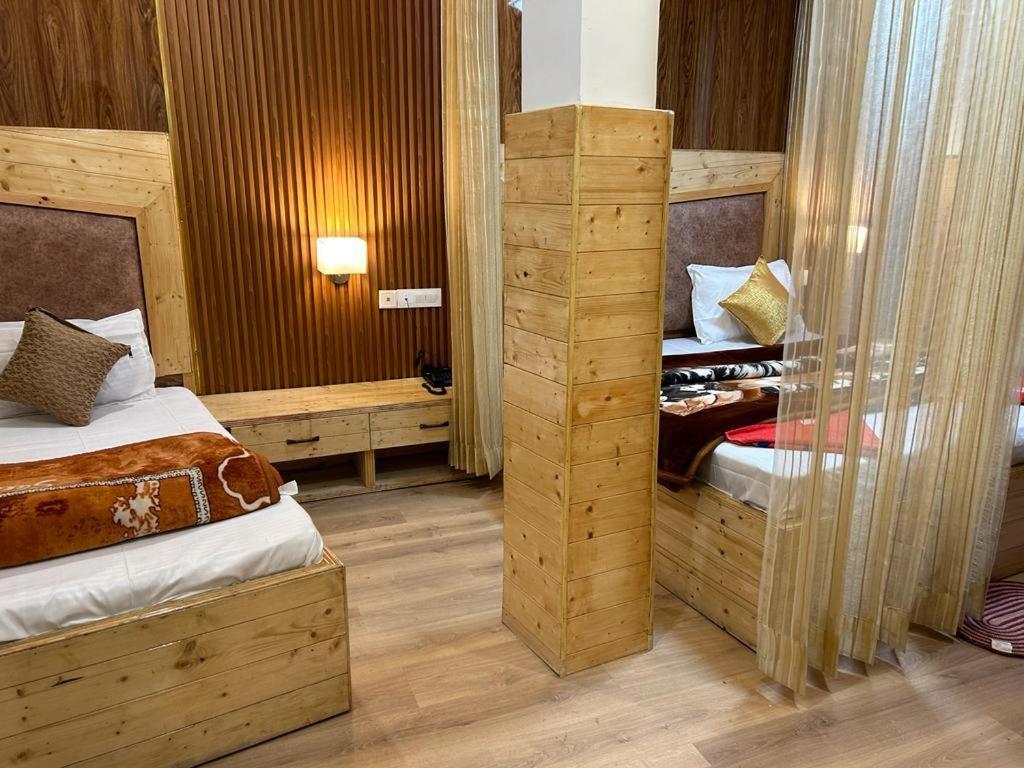 Hotel Ma Heights Далхаузи Экстерьер фото